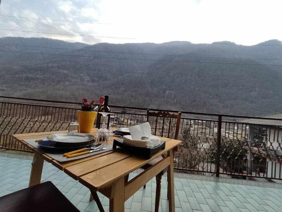 Casa Vacanza Il Corbetto Di Michela & Matteo Locana Zewnętrze zdjęcie