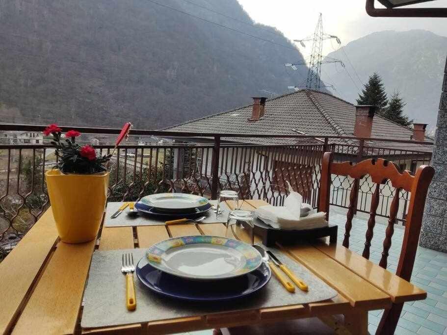 Casa Vacanza Il Corbetto Di Michela & Matteo Locana Zewnętrze zdjęcie